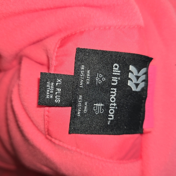 All in Motion 3 in 1 snow/sports jacket - Picture 10 of 12